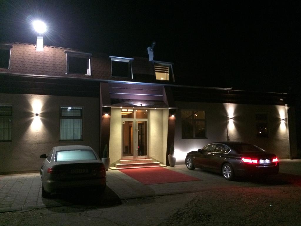 Bed and Breakfast Prenociste Gazela Pirot Exterior foto