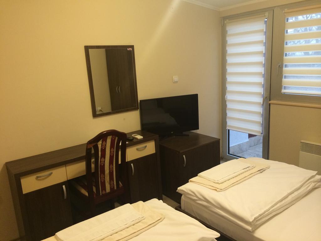 Bed and Breakfast Prenociste Gazela Pirot Zimmer foto